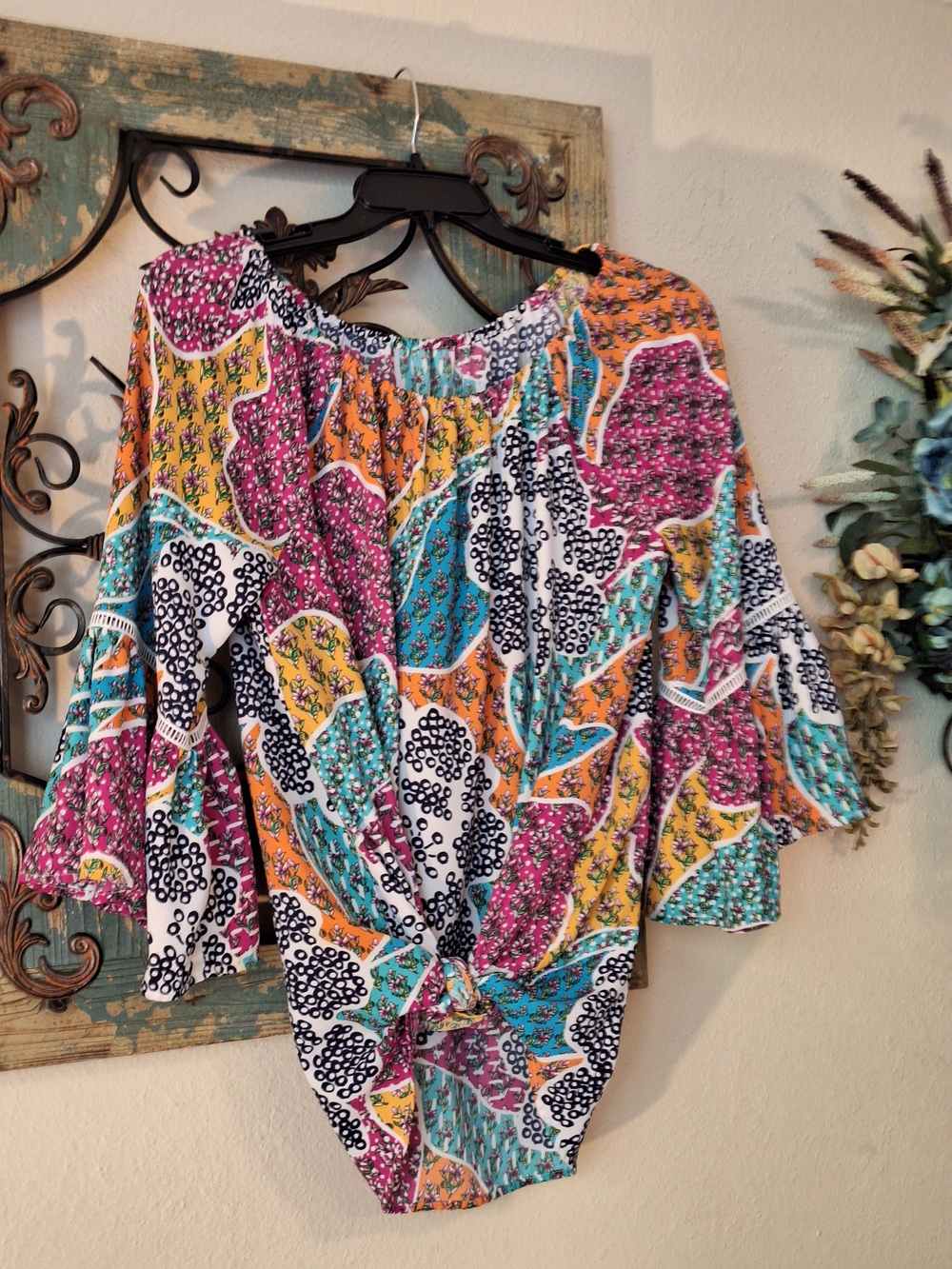 Boho Multicolor Floral Blouse With Bell Sleeves. XL